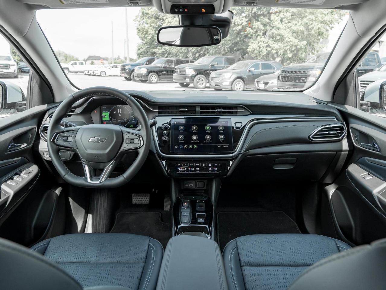 2023 Chevrolet Bolt EUV LT True North Photo