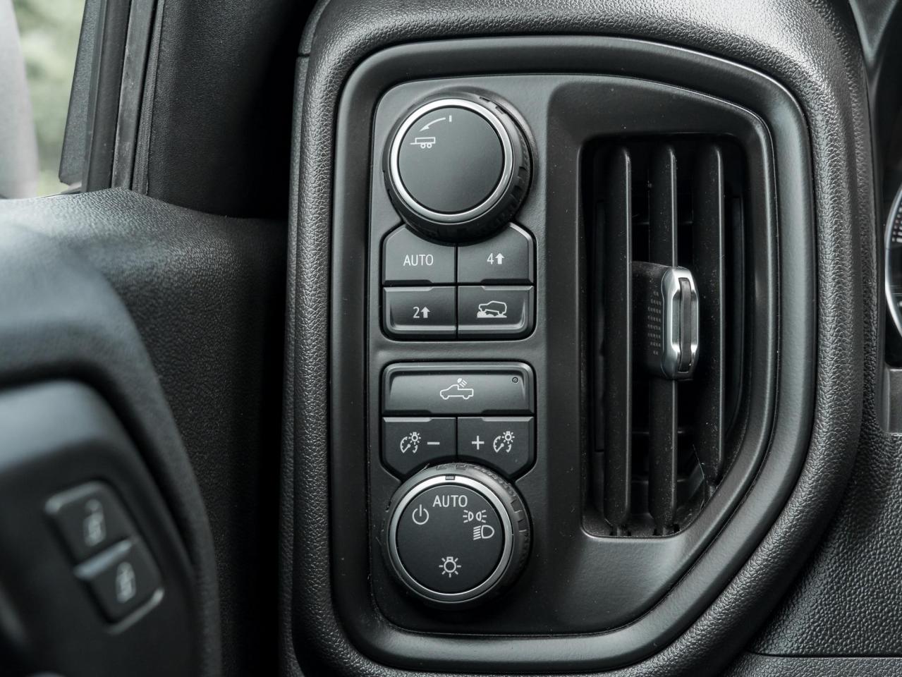 2021 Chevrolet Silverado 1500 Custom Photo