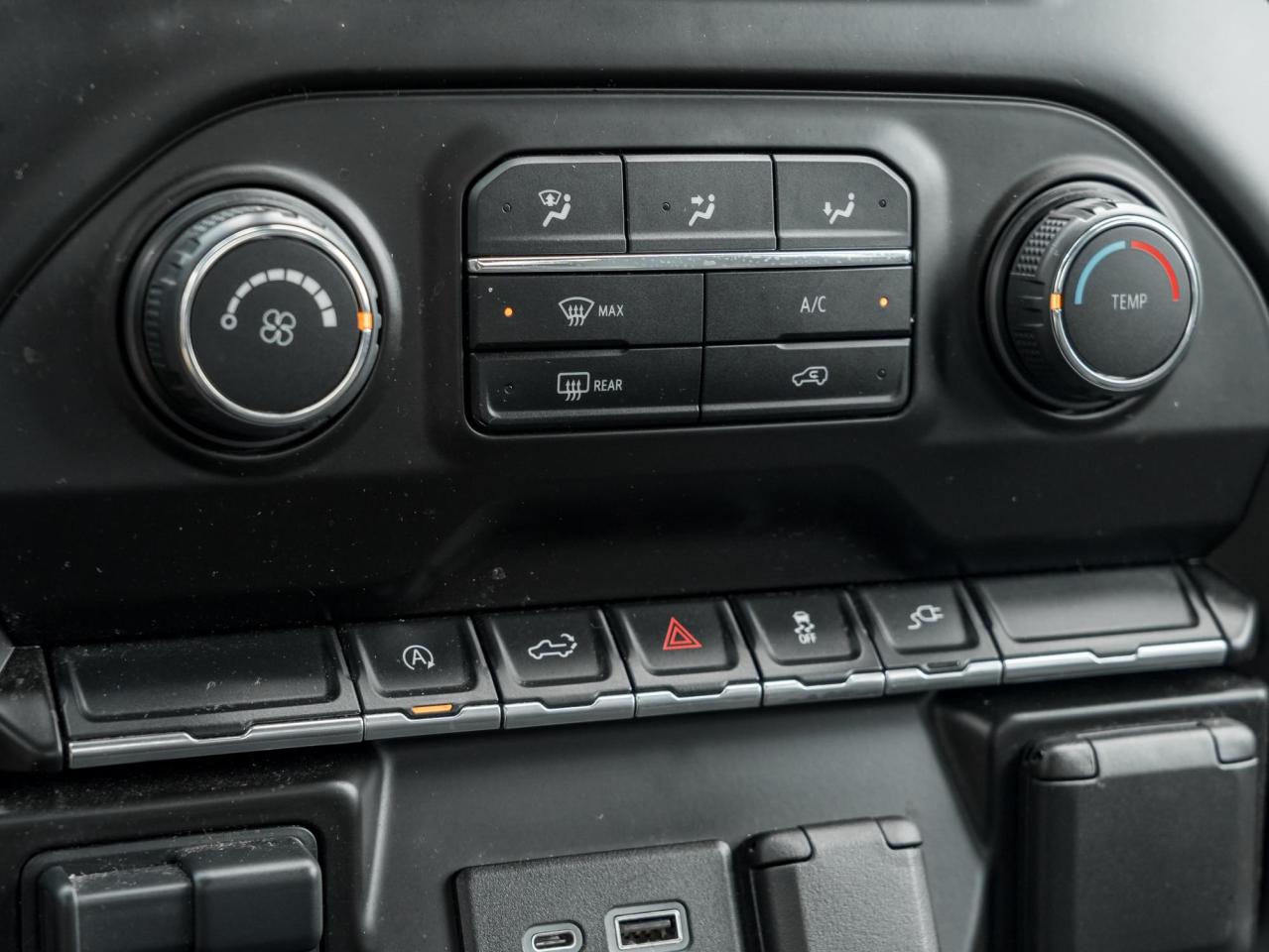 2021 Chevrolet Silverado 1500 Custom Photo