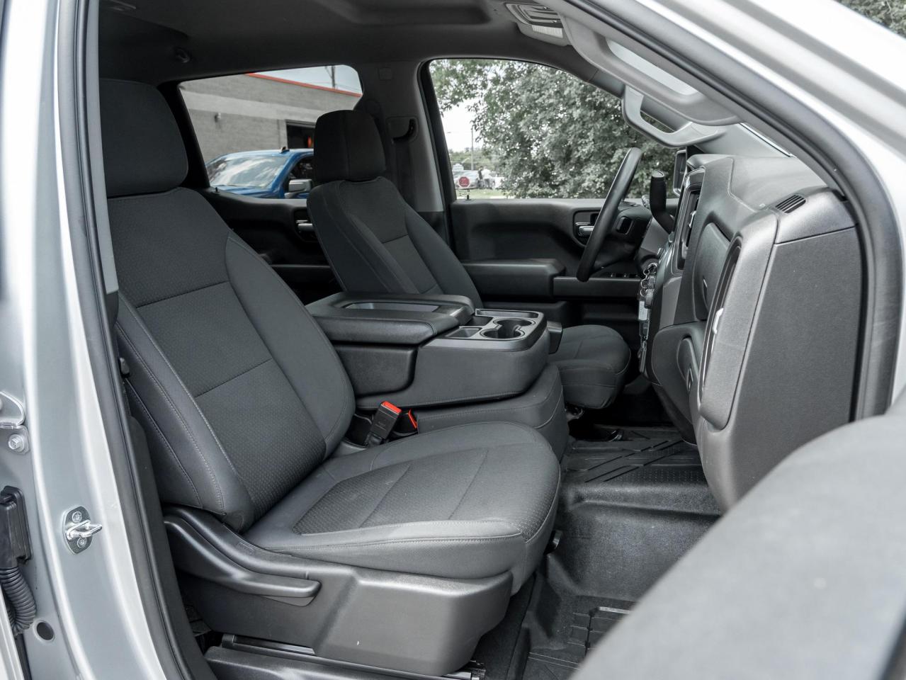 2021 Chevrolet Silverado 1500 Custom Photo