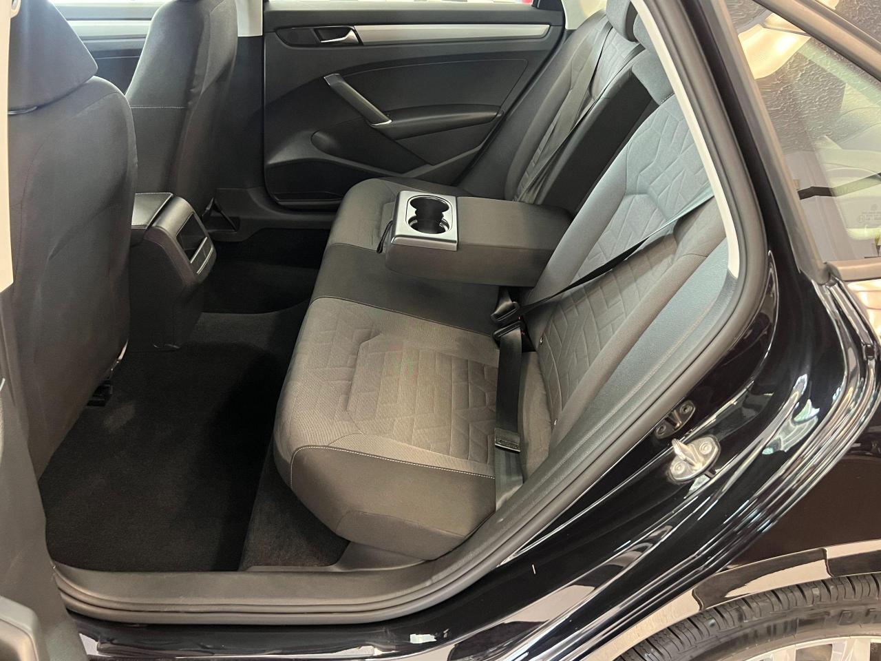 2020 Volkswagen Passat COMFORTLINE+LEDs+APPLEPLAY+CAMERA+CLEAN CARFAX Photo89