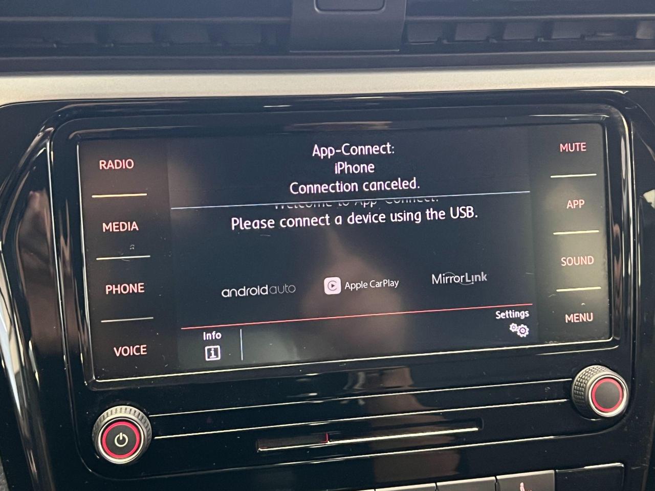 2020 Volkswagen Passat COMFORTLINE+LEDs+APPLEPLAY+CAMERA+CLEAN CARFAX Photo96