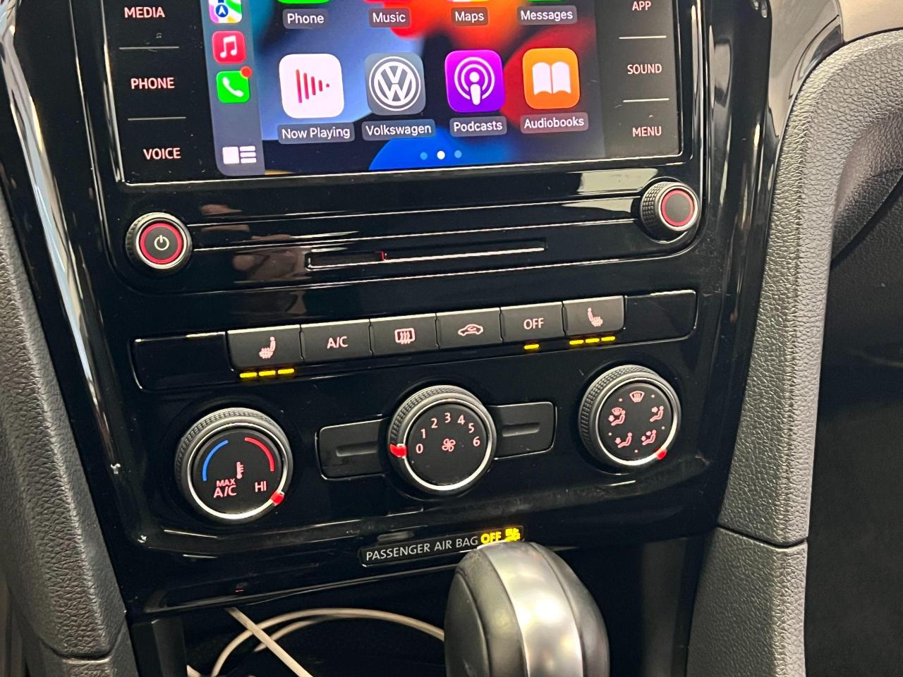 2020 Volkswagen Passat COMFORTLINE+LEDs+APPLEPLAY+CAMERA+CLEAN CARFAX - Photo #37