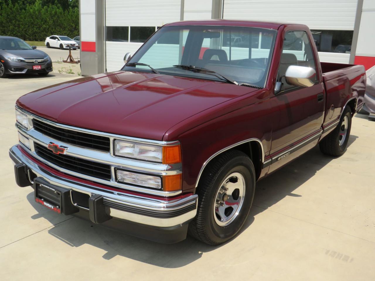 1992 Chevrolet C 1500 **6.0LS CORVETTE SWAP**  (** NO REPORTED ACCIDENTS**ODOMETER IS IN MILES**A/C**AM/FM/CASSETTE**AUTOMATIC**) Photo