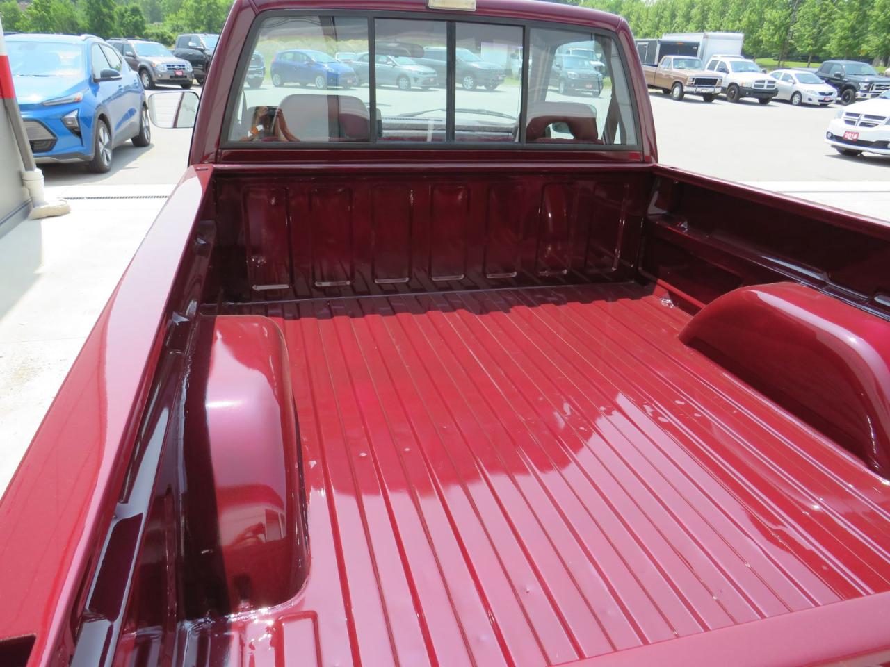 1992 Chevrolet C 1500 **6.0LS CORVETTE SWAP**  (** NO REPORTED ACCIDENTS**ODOMETER IS IN MILES**A/C**AM/FM/CASSETTE**AUTOMATIC**) Photo