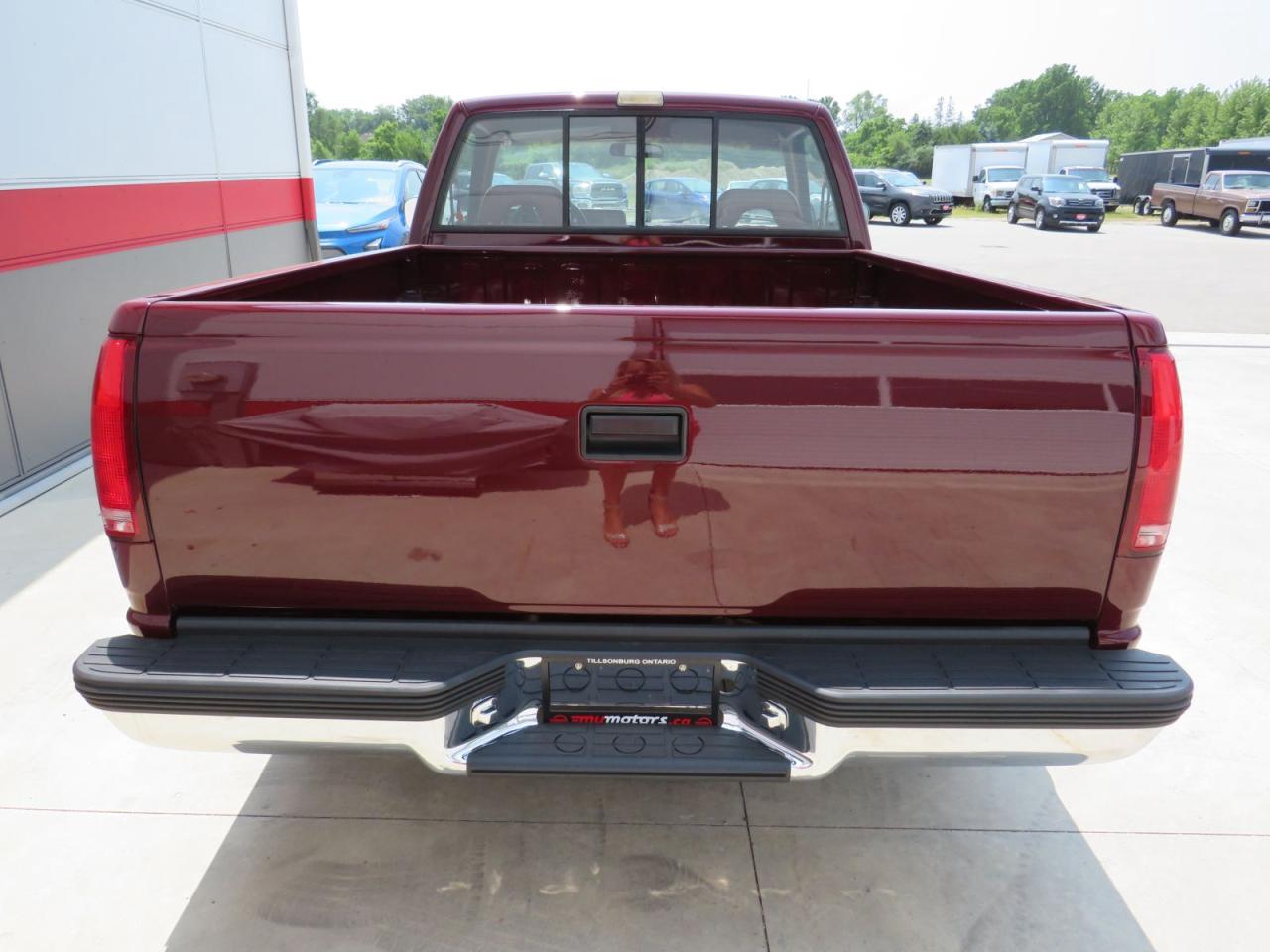 1992 Chevrolet C 1500 **6.0LS CORVETTE SWAP**  (** NO REPORTED ACCIDENTS**ODOMETER IS IN MILES**A/C**AM/FM/CASSETTE**AUTOMATIC**) Photo