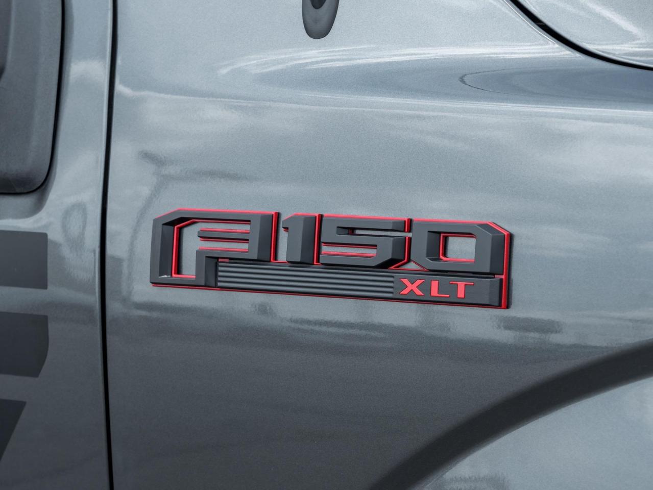 2019 Ford F-150 XLT Photo