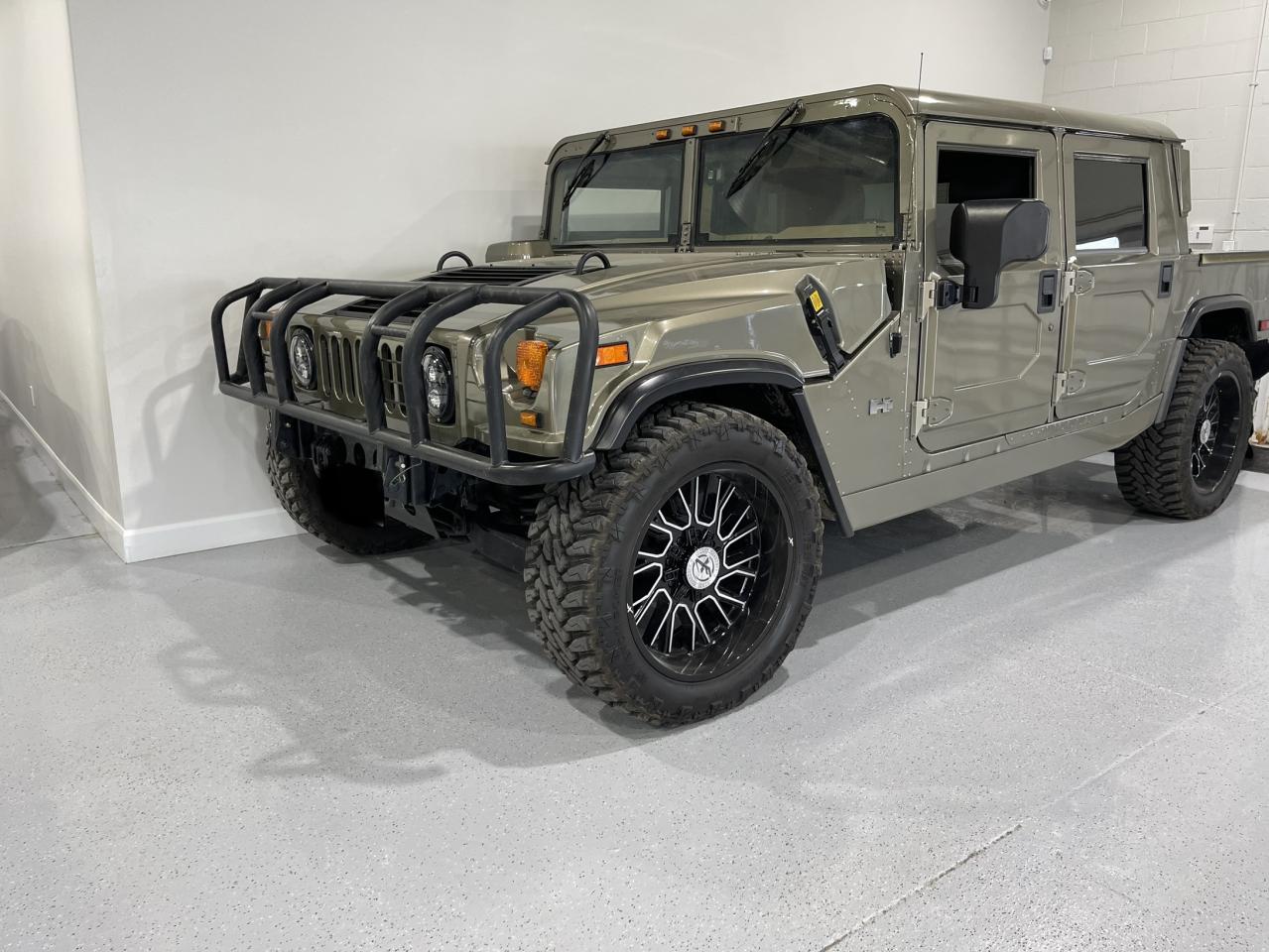 2002 Hummer H1  - Photo #2