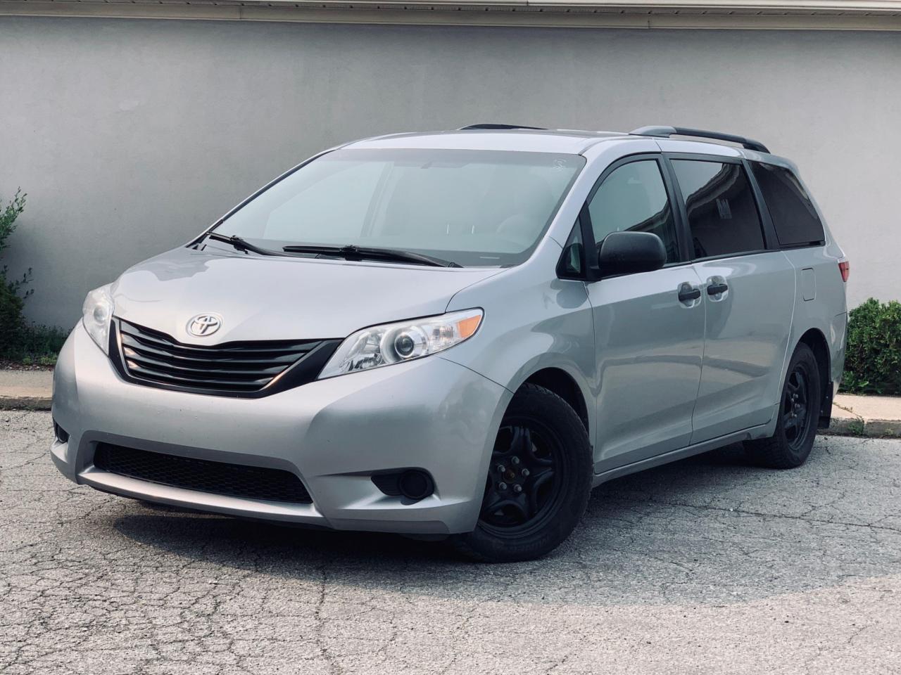 Used 2015 Toyota Sienna 5DR 7-PASS FWD for sale in North York, ON