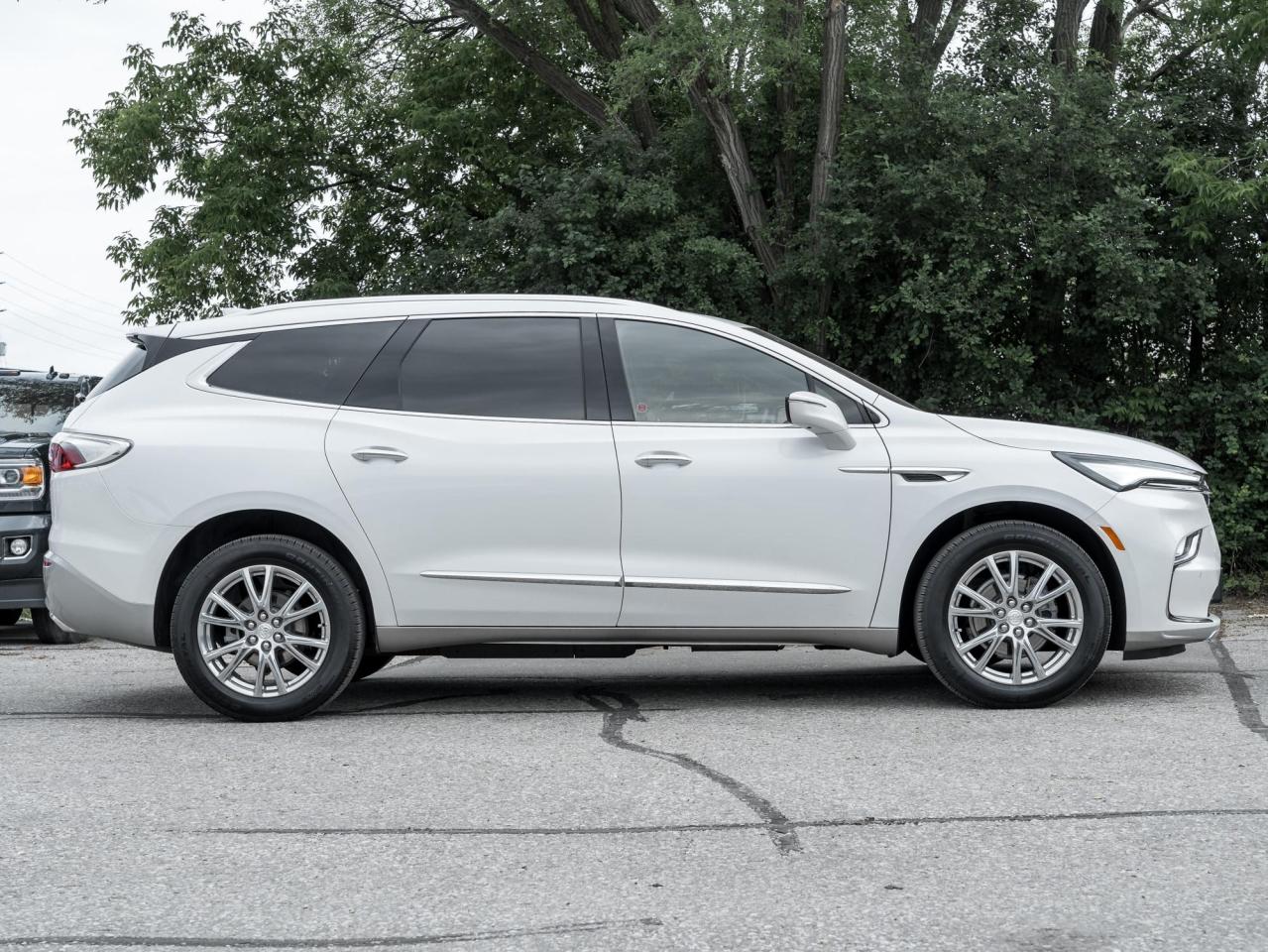 2022 Buick Enclave Premium Photo