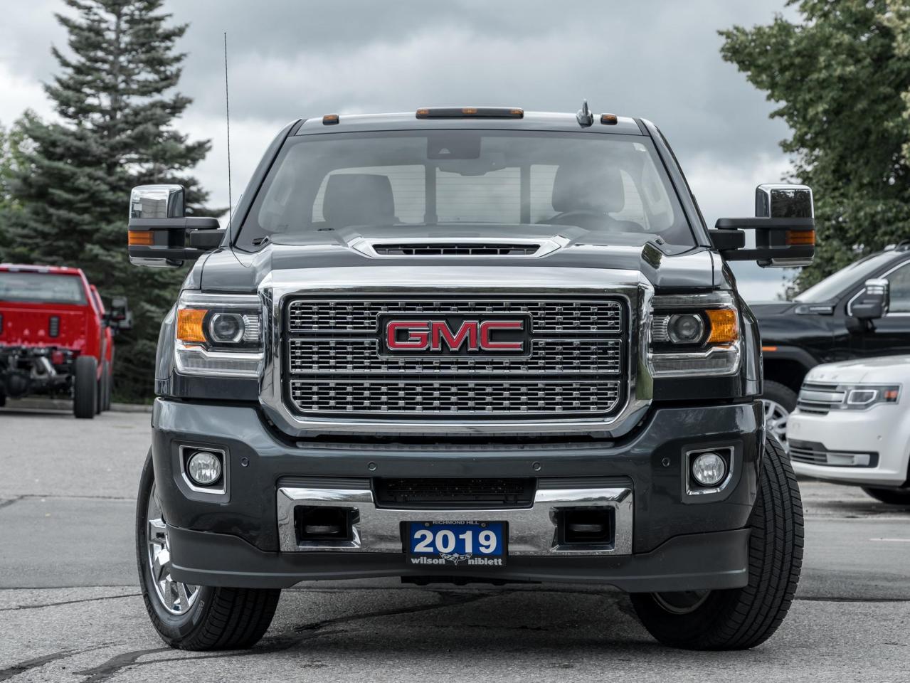 2019 GMC Sierra 2500 HD Denali Photo