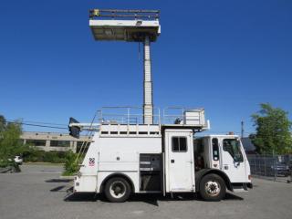 Used 2004 Sterling CONDOR Service Truck Air Brakes Diesel Platform Lift for sale in Burnaby, BC