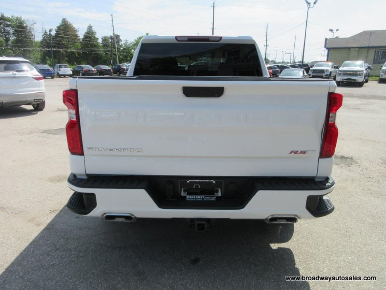 2021 Chevrolet Silverado 1500 LIKE NEW RST-Z71-EDITION 5 PASSENGER 3.0L - DURAMAX.. 4X4.. CREW-CAB.. SHORTY.. HEATED SEATS.. BACK-UP CAMERA.. BLUETOOTH SYSTEM.. Photo