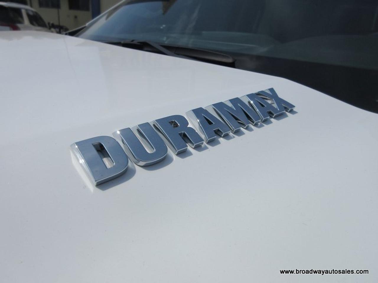 2021 Chevrolet Silverado 1500 LIKE NEW RST-Z71-EDITION 5 PASSENGER 3.0L - DURAMAX.. 4X4.. CREW-CAB.. SHORTY.. HEATED SEATS.. BACK-UP CAMERA.. BLUETOOTH SYSTEM.. Photo