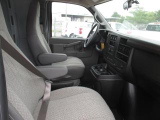 2023 GMC Savana 2500 RWD 2500 155" - Photo #8