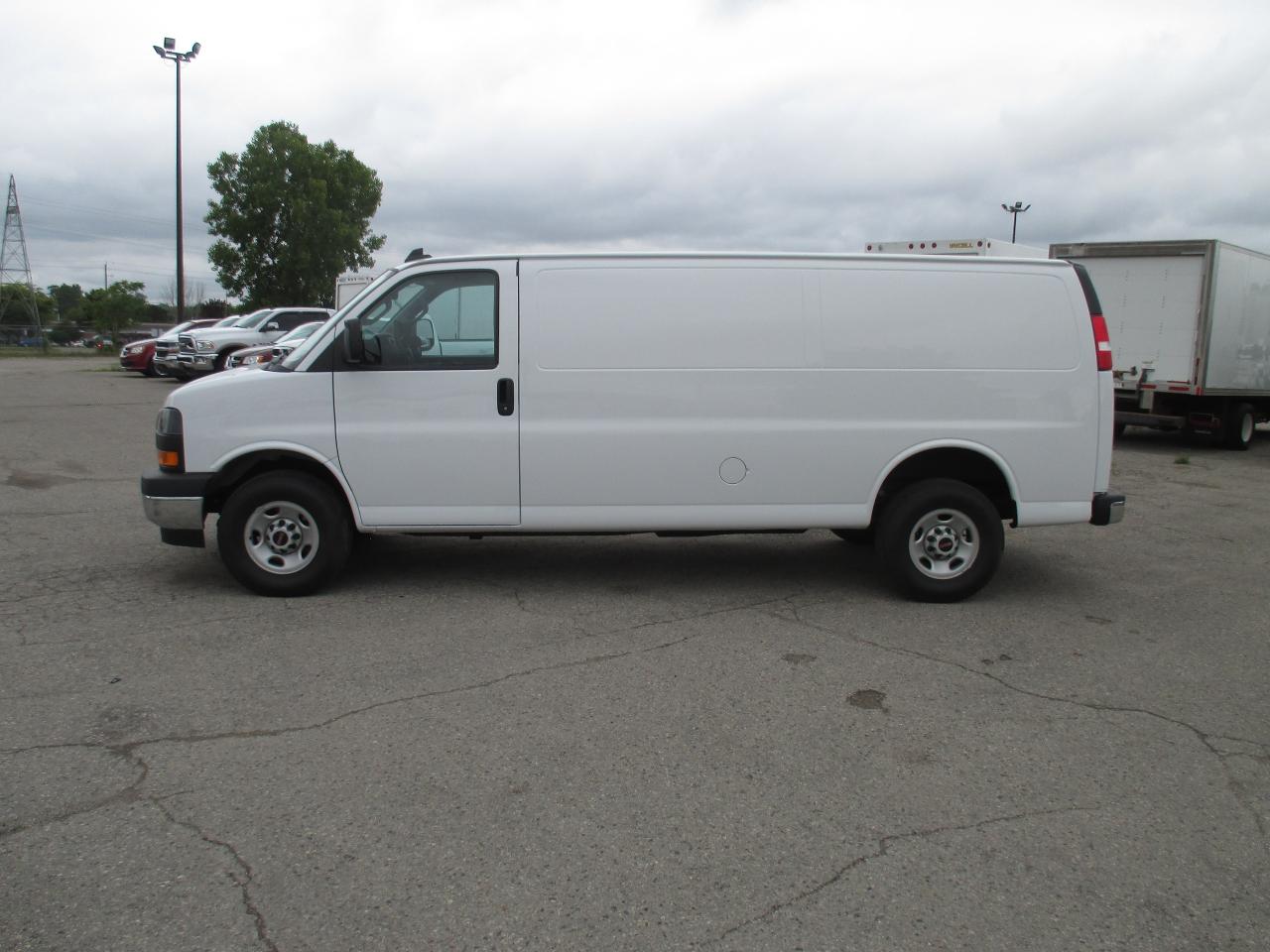 2023 GMC Savana 2500 RWD 2500 155" - Photo #1