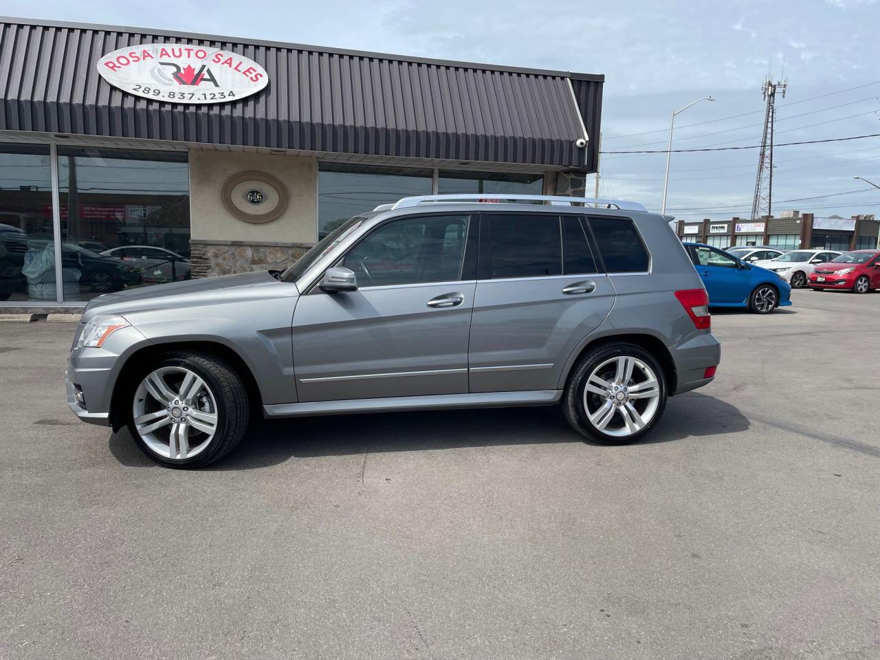 2012 Mercedes-Benz GLK-Class 4MATIC 4dr GLK 350 LOW KM BLUETOOTH NEW BRAKES - Photo #2