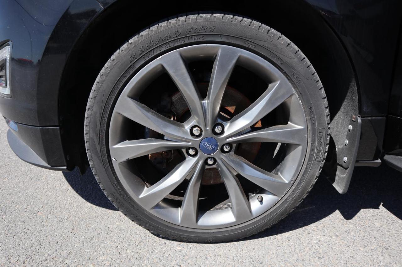 2018 Ford Edge SPORT Photo
