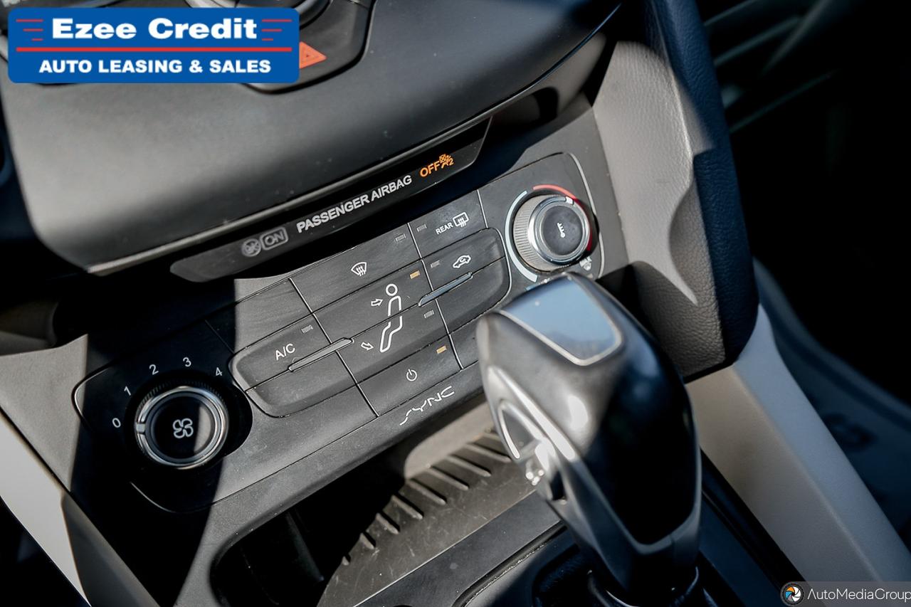 2016 Ford Focus SE Photo23