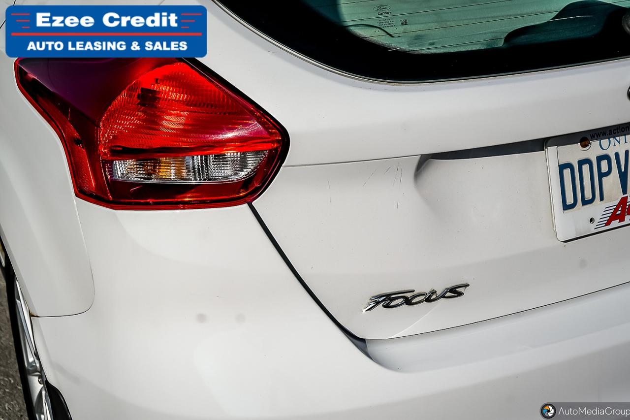 2016 Ford Focus SE Photo7