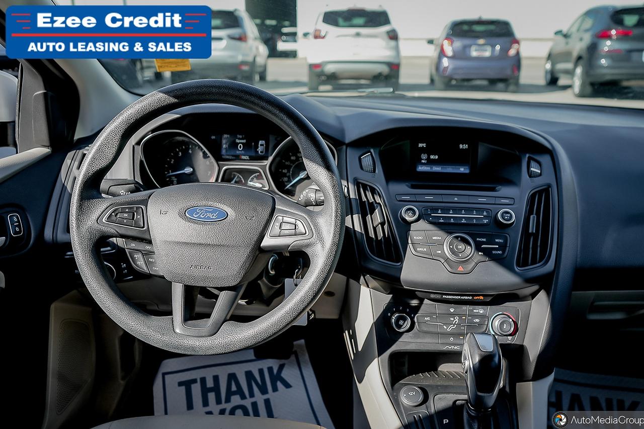 2016 Ford Focus SE Photo