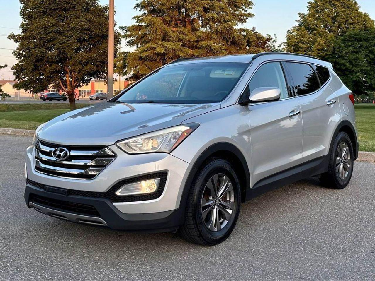 2013 Hyundai Santa Fe Premium Photo2