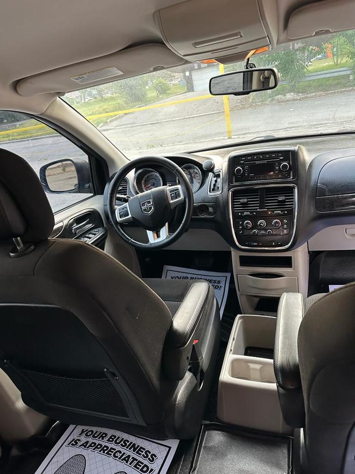 2017 Dodge Grand Caravan  Photo
