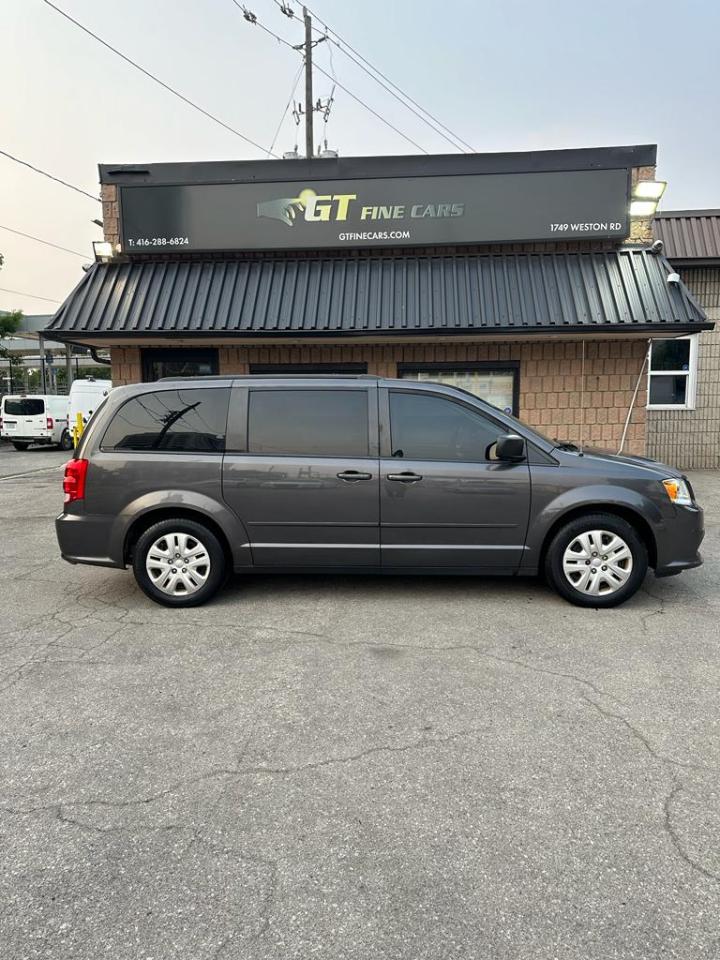2017 Dodge Grand Caravan  - Photo #2
