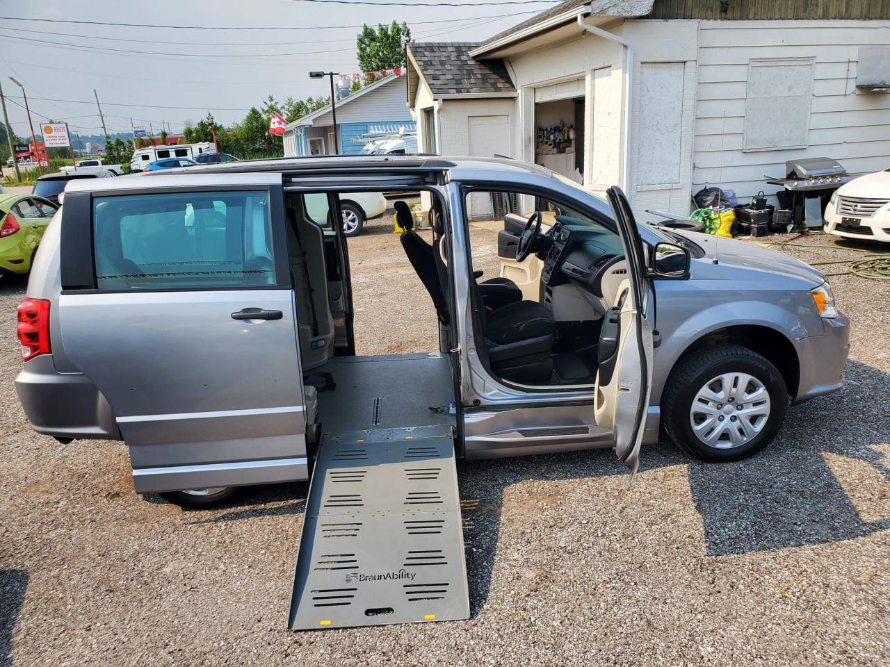 2015 Dodge Grand Caravan Wheel Chair Ramp - Photo #1