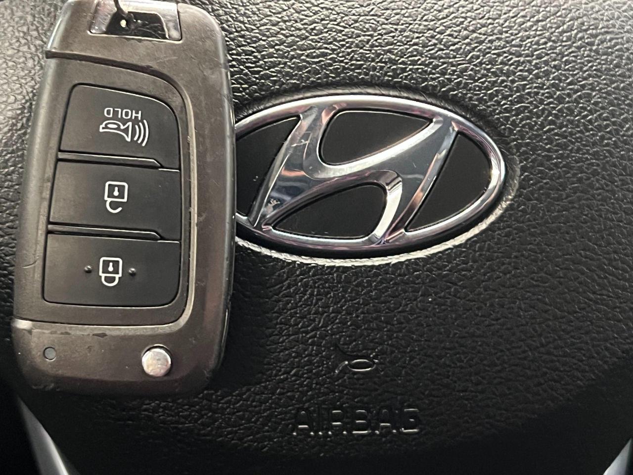 2020 Hyundai Santa Fe Essential AWD+New Tires+AdaptiveCruise+CLEANCARFAX Photo70