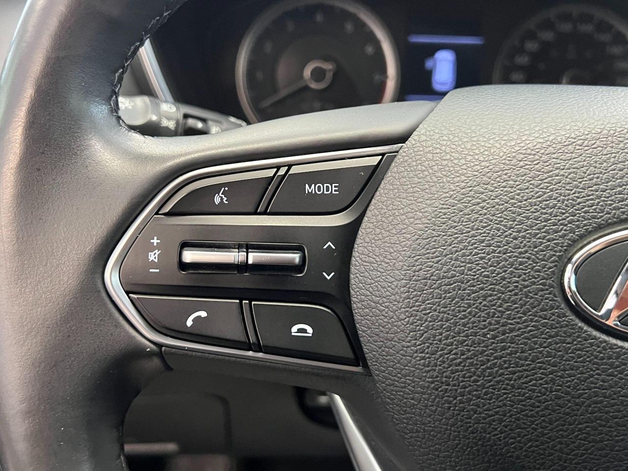 2020 Hyundai Santa Fe Essential AWD+New Tires+AdaptiveCruise+CLEANCARFAX - Photo #40