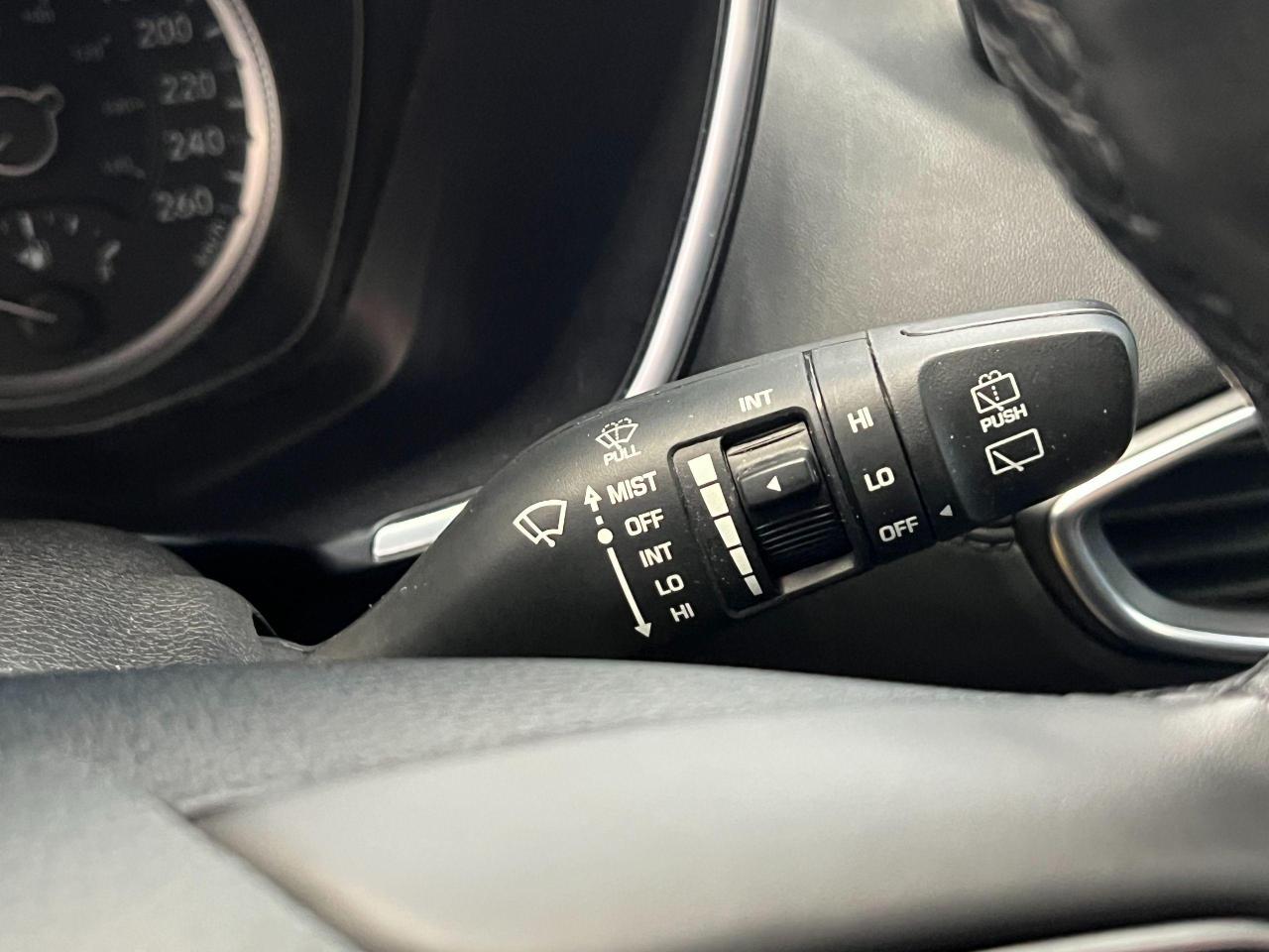 2020 Hyundai Santa Fe Essential AWD+New Tires+AdaptiveCruise+CLEANCARFAX - Photo #41