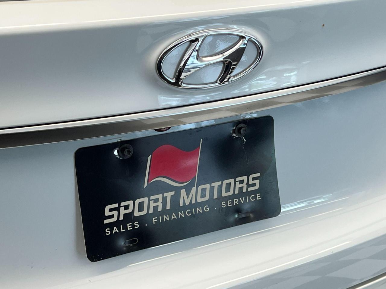 2020 Hyundai Santa Fe Essential AWD+New Tires+AdaptiveCruise+CLEANCARFAX - Photo #53