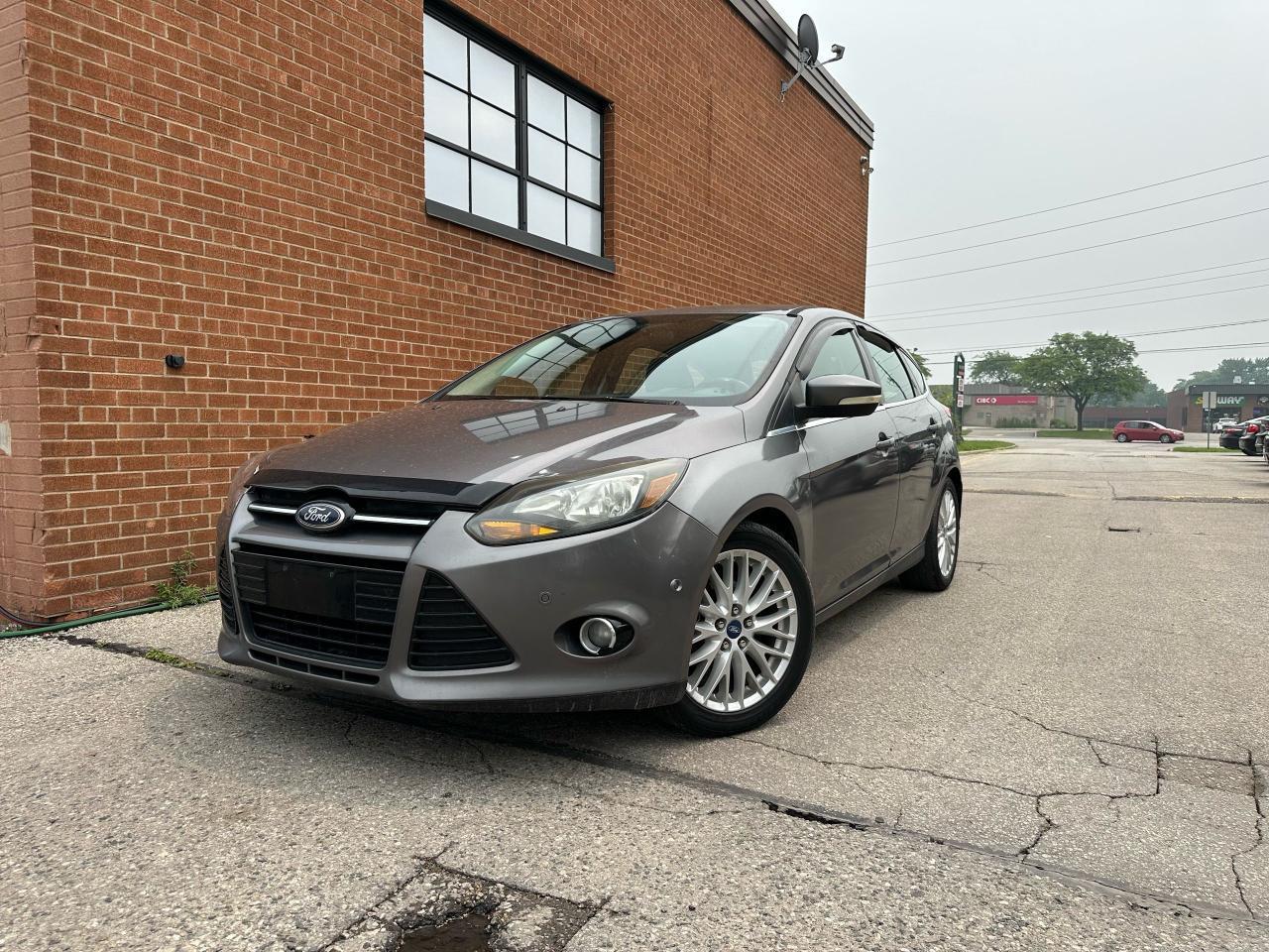 2013 Ford Focus Titanium Navigation Leather Photo