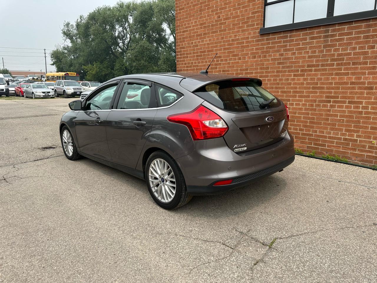 2013 Ford Focus Titanium Navigation Leather Photo