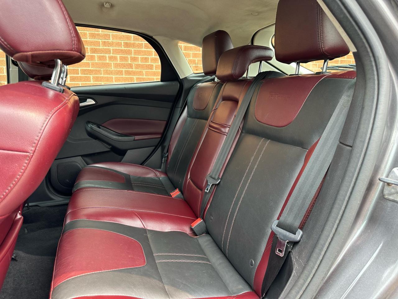 2013 Ford Focus Titanium Navigation Leather Photo