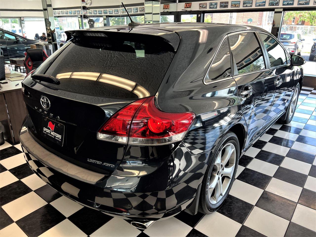 2016 Toyota Venza Limited AWD+Camera+GPS+PanoRoof+CLEAN CARFAX - Photo #4