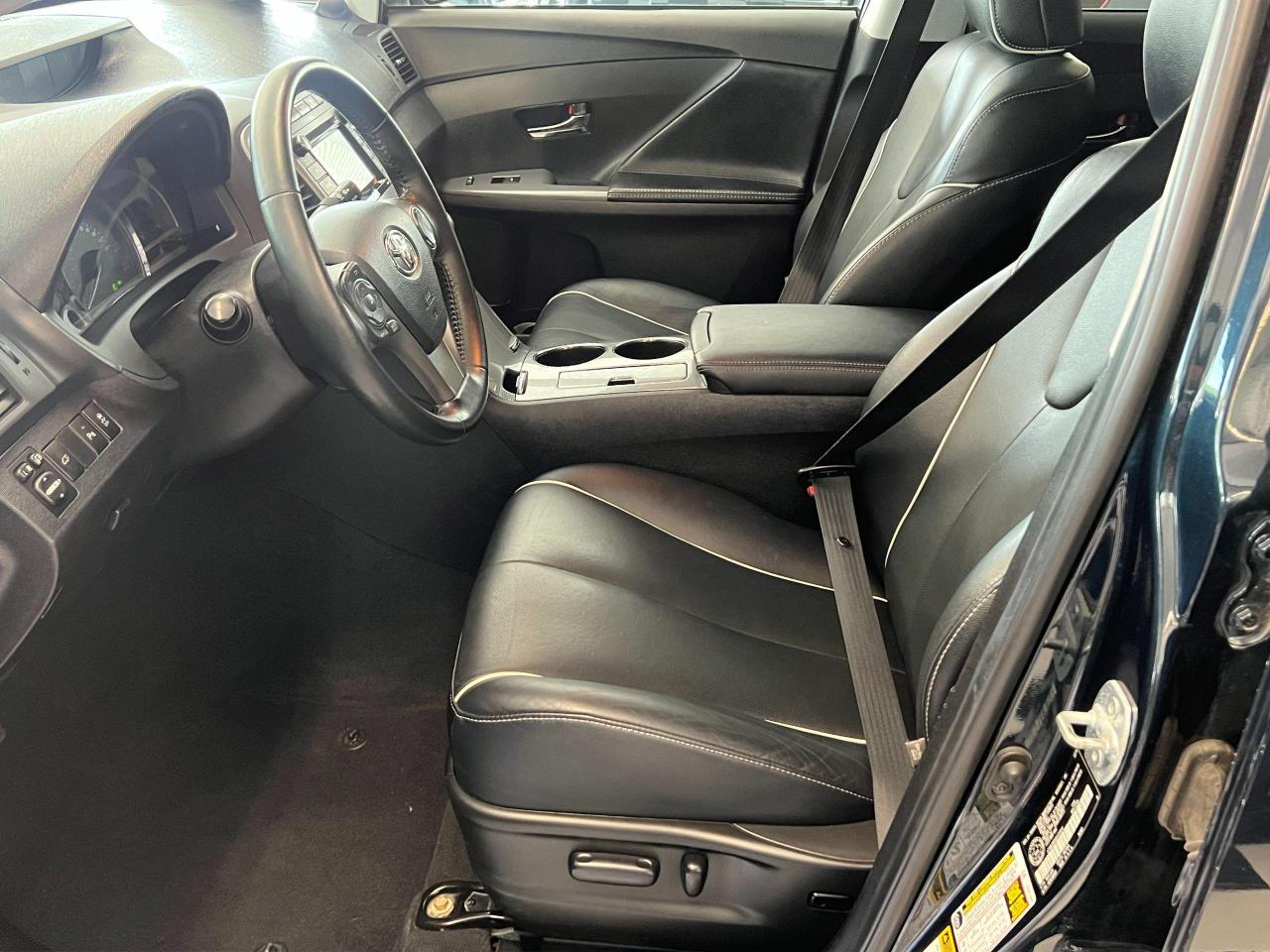 2016 Toyota Venza Limited AWD+Camera+GPS+PanoRoof+CLEAN CARFAX - Photo #19