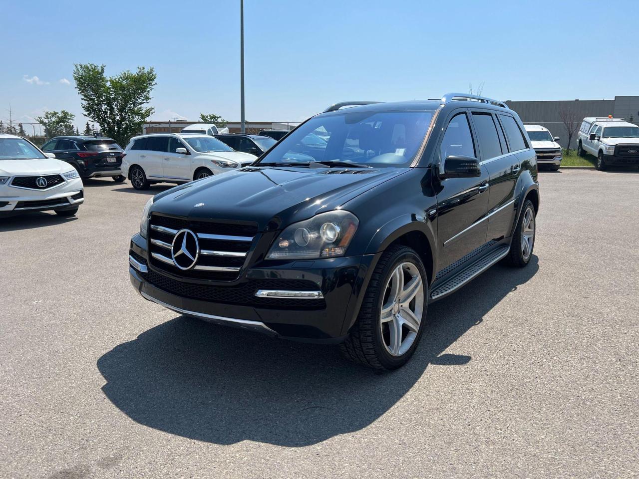 Used 2012 Mercedes-Benz GL-Class 4MATIC 4dr GL 550 | $0 DOWN | EVERYONE APPROVED! for sale in Calgary, AB