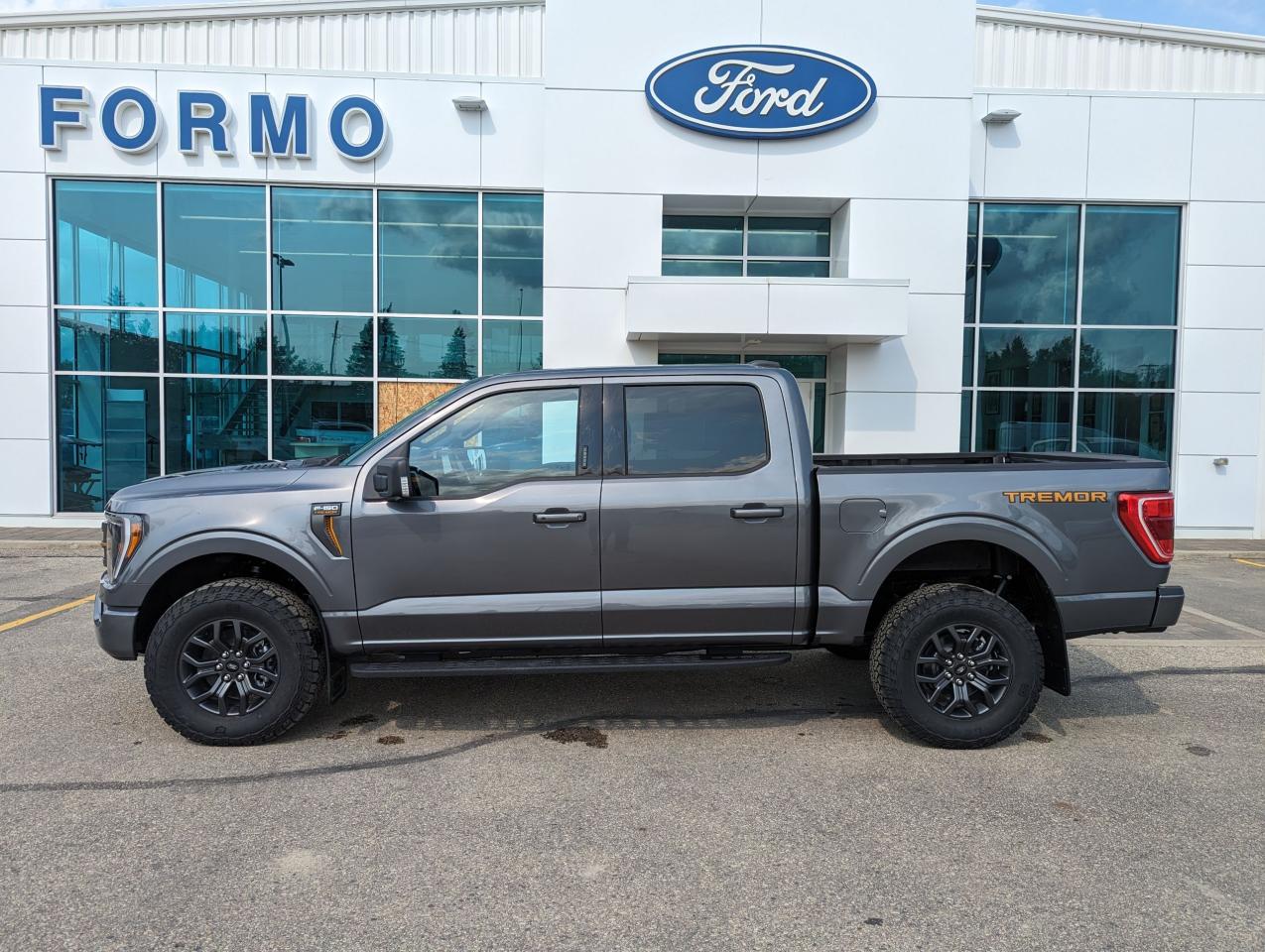 2023 Ford F-150 Tremor Photo0