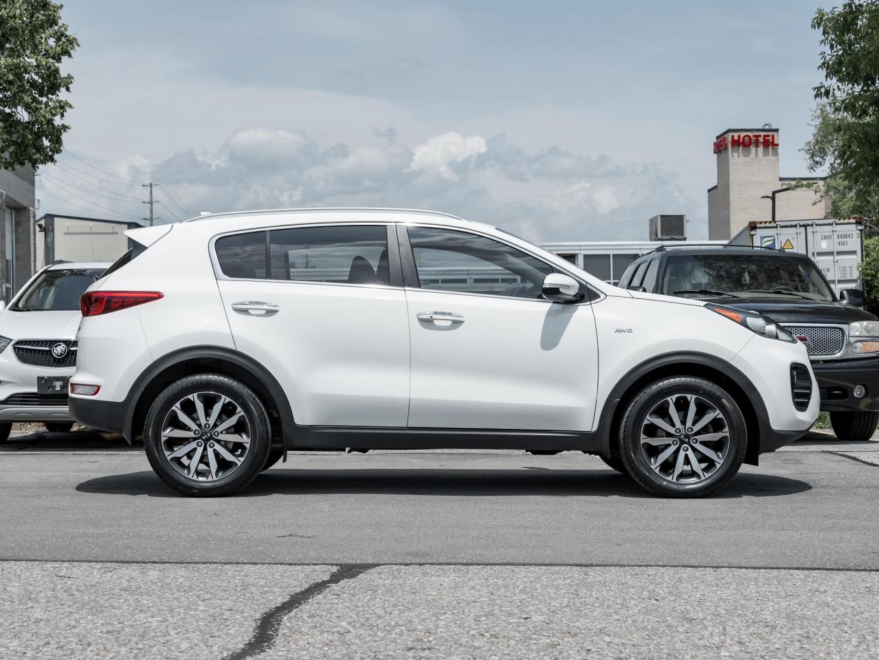 2017 Kia Sportage EX Photo