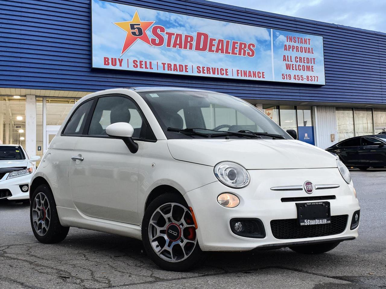 Used 2013 Fiat 500 LEATHER SUNROOF MINT! WE FINANCE ALL CREDIT! for sale in London, ON