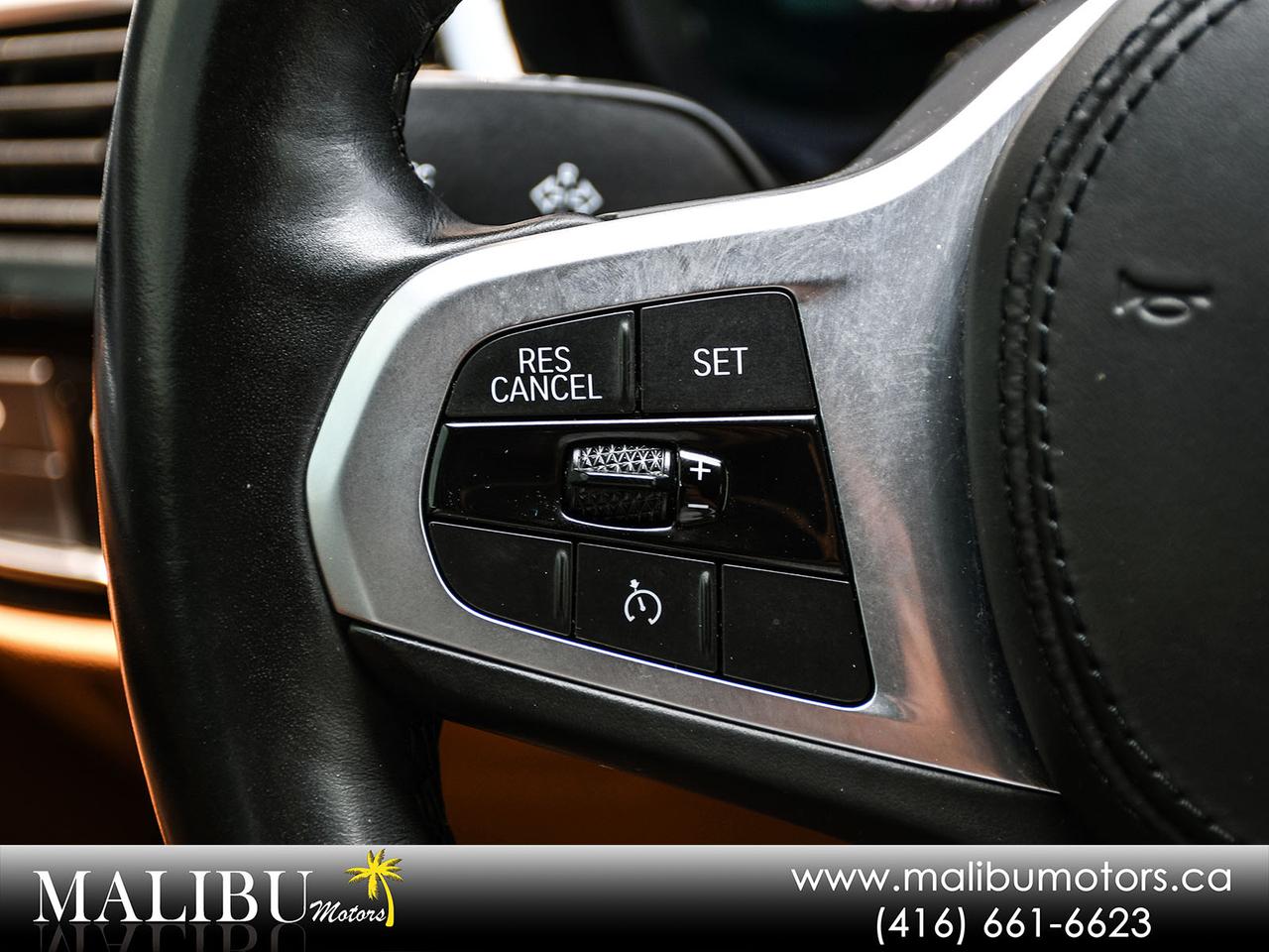 2020 BMW 5 Series m sport  HEADS UP DISPLAY Photo