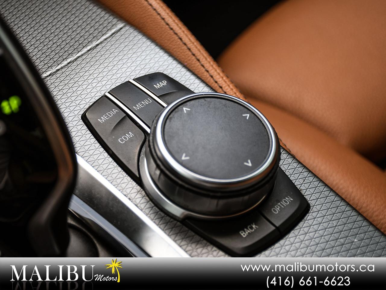 2020 BMW 5 Series m sport  HEADS UP DISPLAY Photo