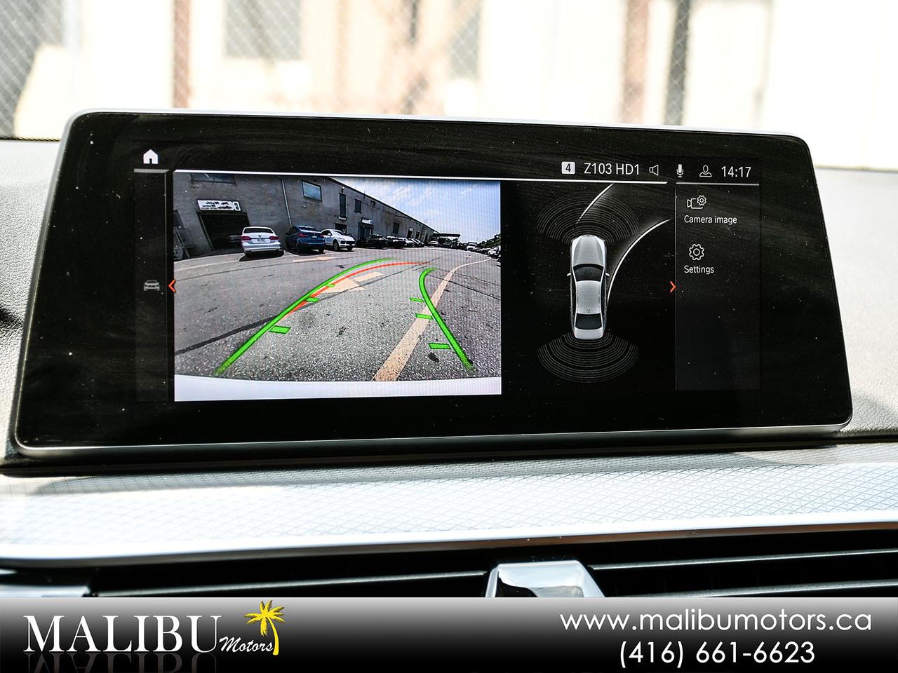 2020 BMW 5 Series m sport  HEADS UP DISPLAY Photo