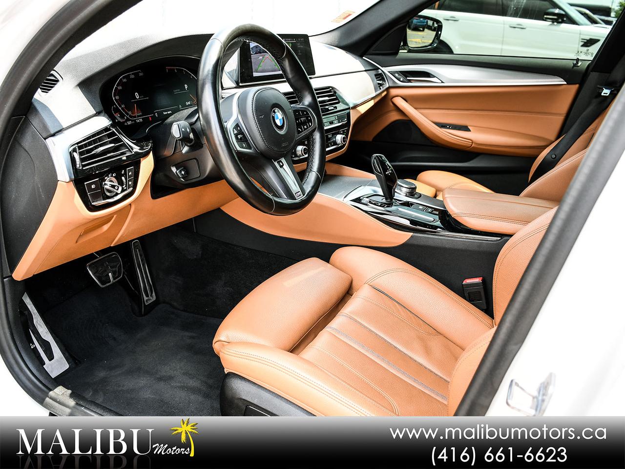 2020 BMW 5 Series m sport  HEADS UP DISPLAY Photo