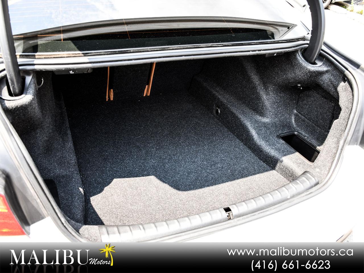 2020 BMW 5 Series m sport  HEADS UP DISPLAY Photo