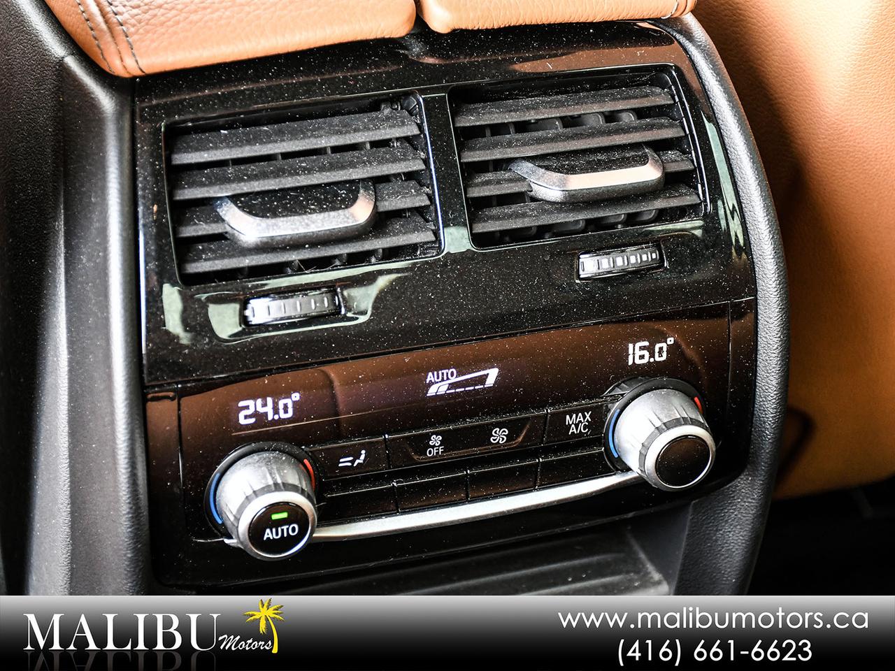 2020 BMW 5 Series m sport  HEADS UP DISPLAY Photo