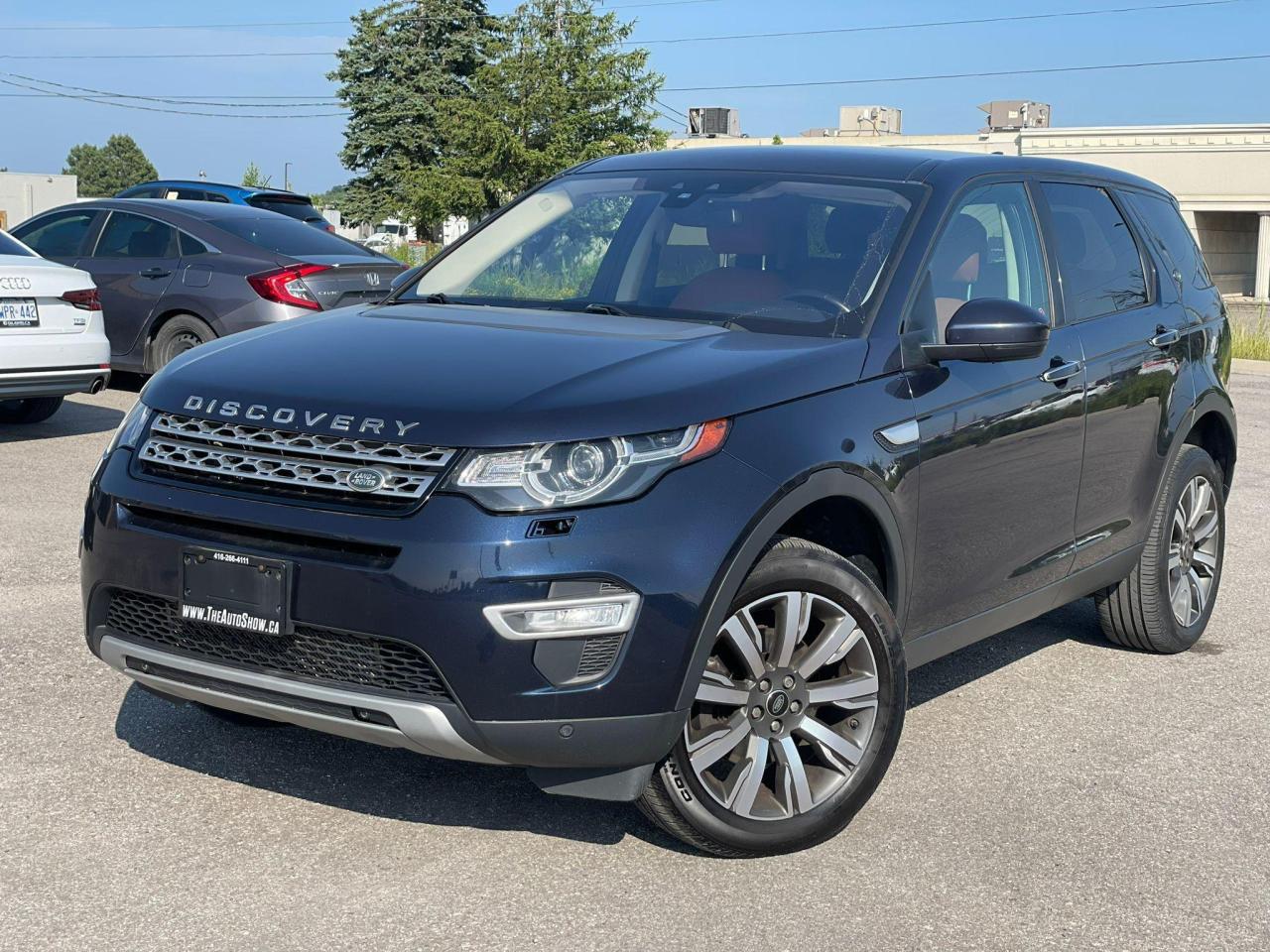 2017 Land Rover Discovery Sport HSE LUX Photo25