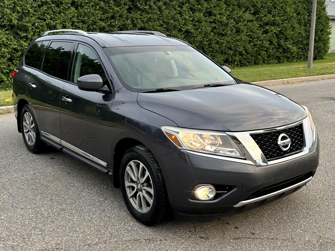 2014 Nissan Pathfinder SL -  Safety Included - Photo #5